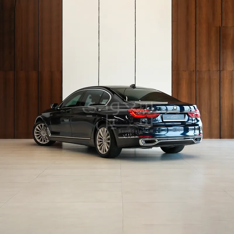 2019 بي ام دبليو الفئة السابعة 730 إل أي