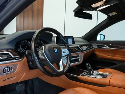 2019 بي ام دبليو الفئة السابعة 730 إل أي