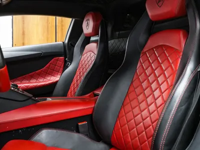 2018 لمبرجيني افنتادور اس