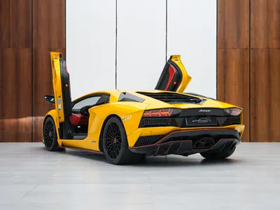 2018 لمبرجيني افنتادور اس