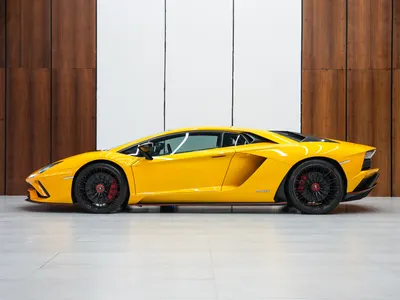 2018 لمبرجيني افنتادور اس