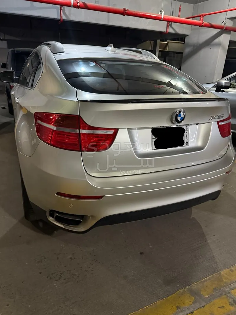 2012 بي ام دبليو الفئة اكس 6 إم 50 أي