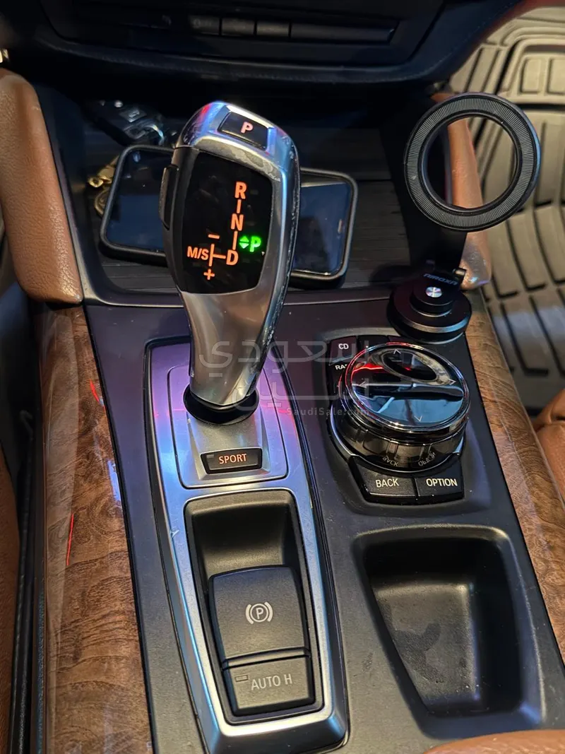 2012 بي ام دبليو الفئة اكس 6 إم 50 أي