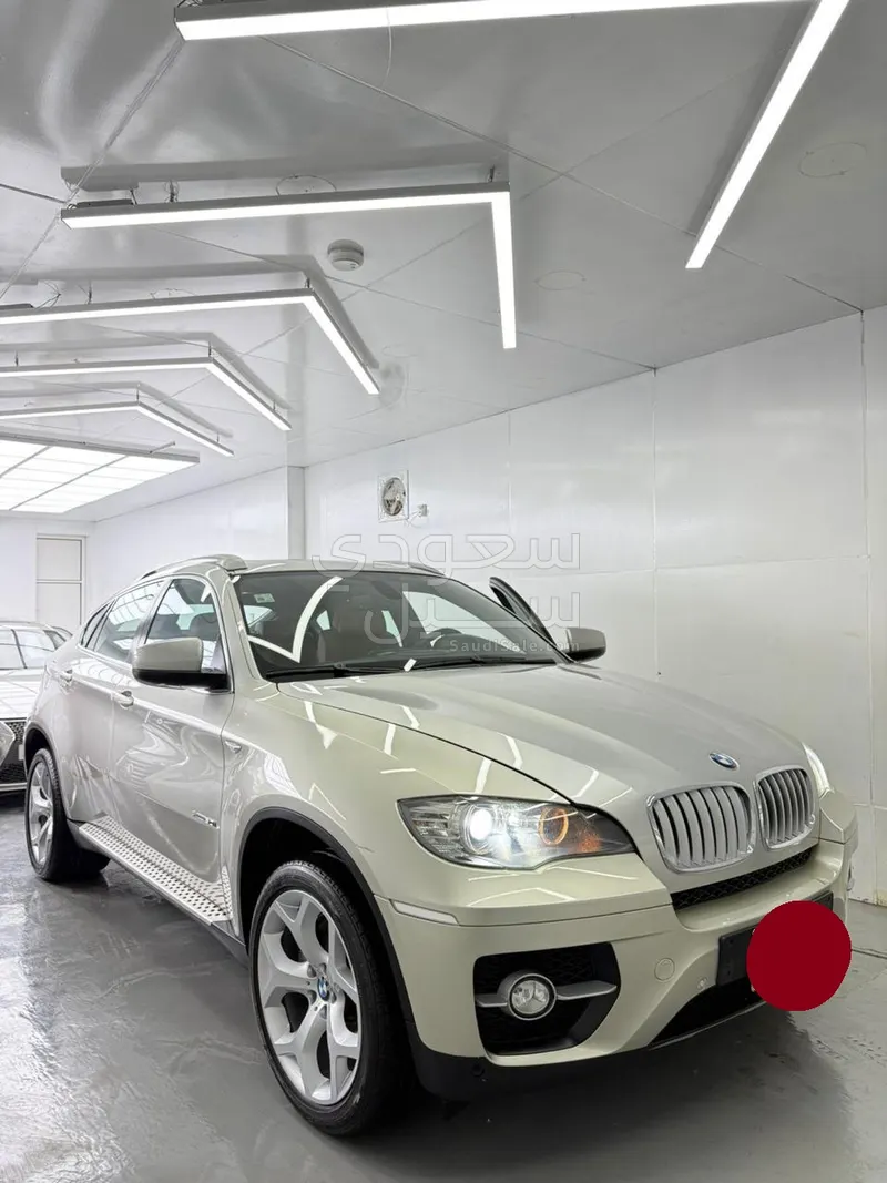 2012 بي ام دبليو الفئة اكس 6 إم 50 أي