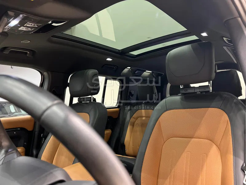 2023 لاند روفر ديفيندر اكس 110