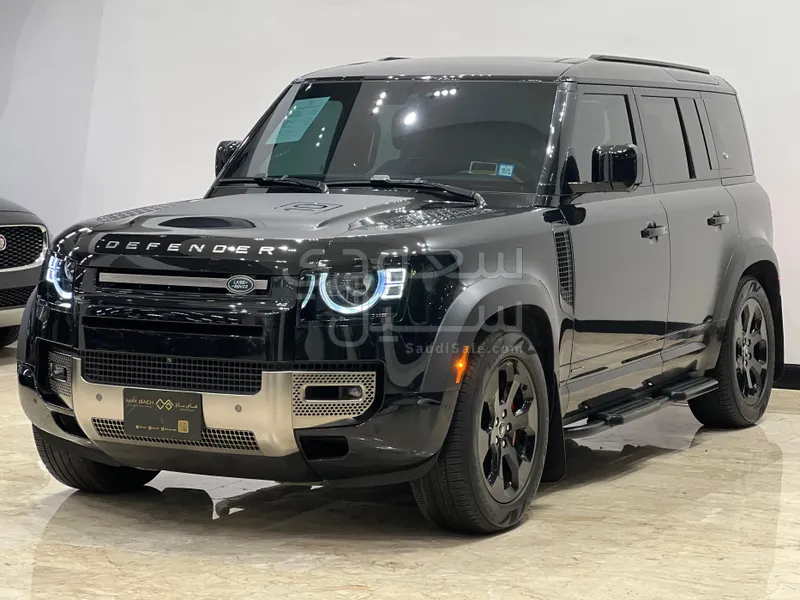 2023 لاند روفر ديفيندر اكس 110