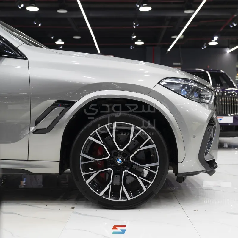 2022 بي ام دبليو الفئة اكس 6 إم كومبيتيشن