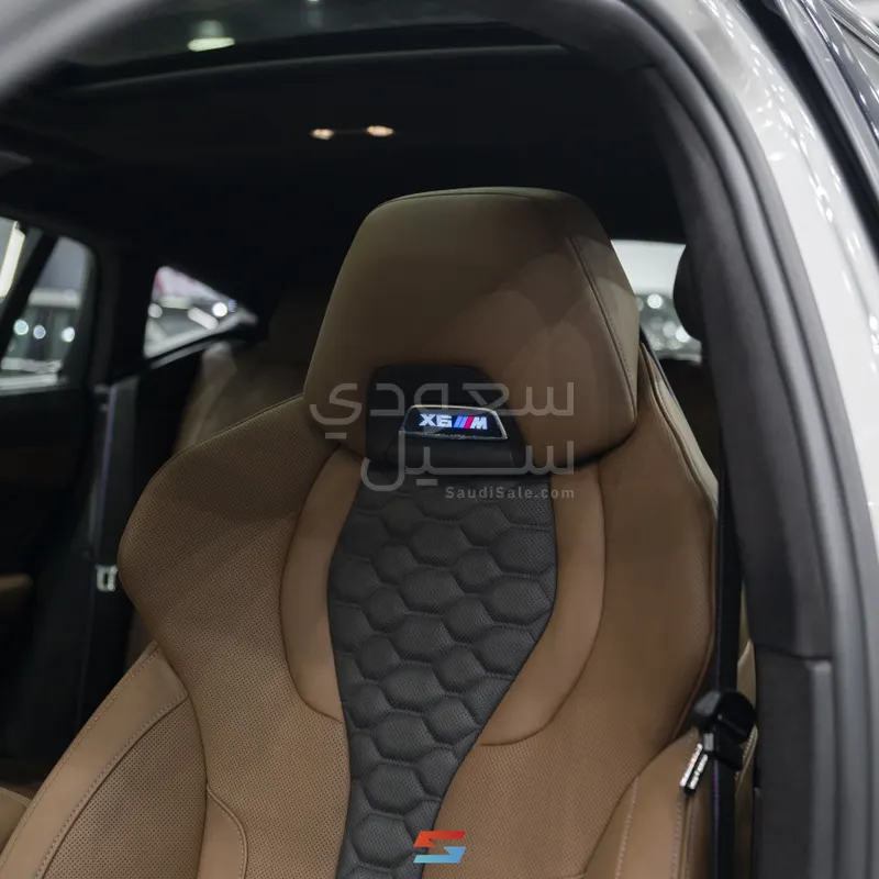 2022 بي ام دبليو الفئة اكس 6 إم كومبيتيشن