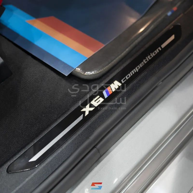 2022 بي ام دبليو الفئة اكس 6 إم كومبيتيشن