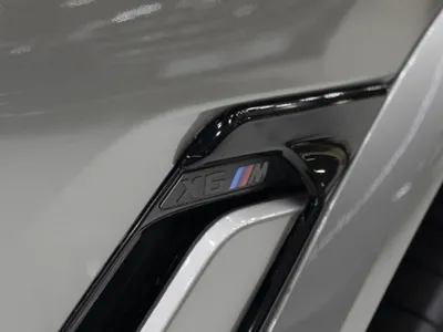 2022 بي ام دبليو الفئة اكس 6 إم كومبيتيشن