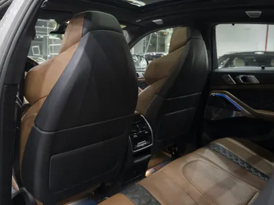 2022 بي ام دبليو الفئة اكس 6 إم كومبيتيشن