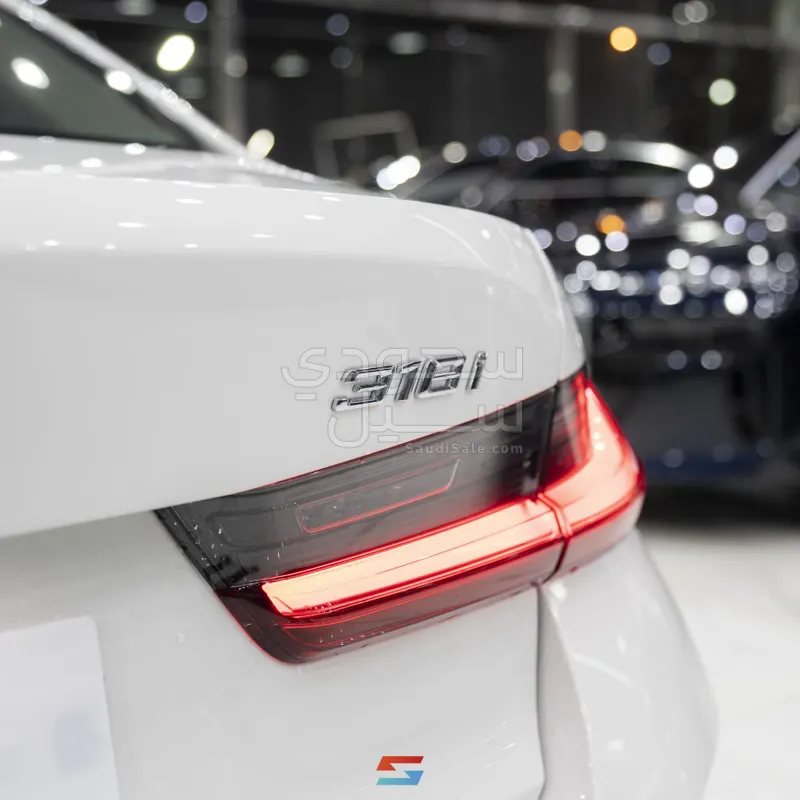 2025 بي ام دبليو الفئة الثالثة 318 أي