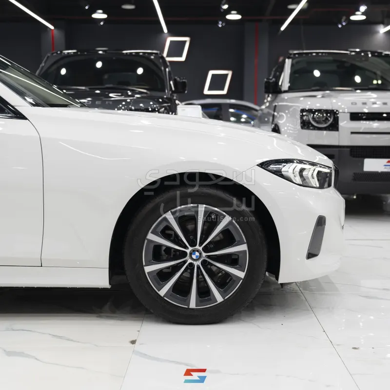 2025 بي ام دبليو الفئة الثالثة 318 أي