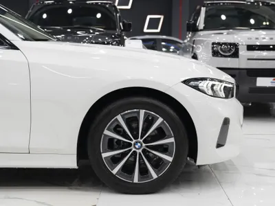 2025 بي ام دبليو الفئة الثالثة 318 أي