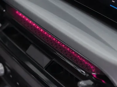 2025 بي ام دبليو الفئة الثالثة 318 أي