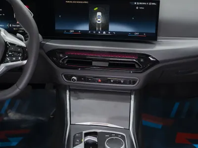 2025 بي ام دبليو الفئة الثالثة 318 أي