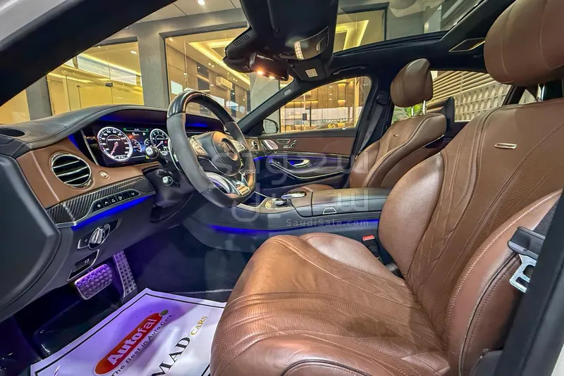 2015 مرسيدس - بنز إس 63 كوبيه