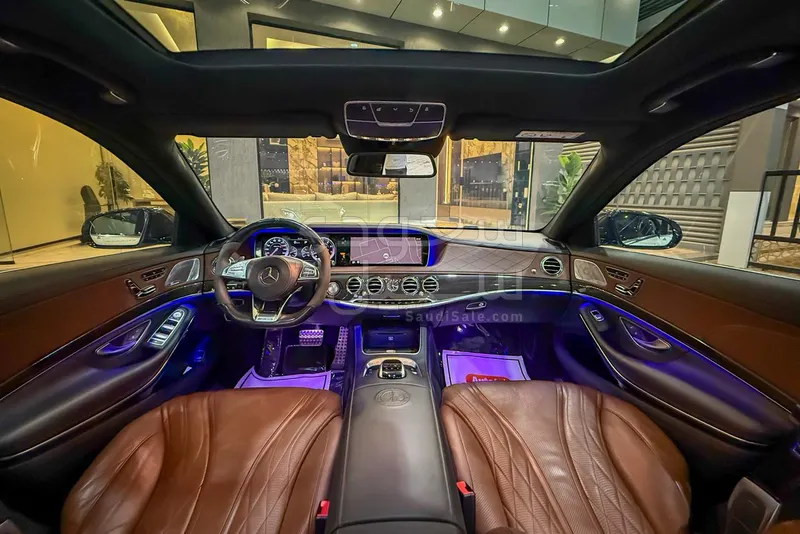 2015 مرسيدس - بنز إس 63 كوبيه