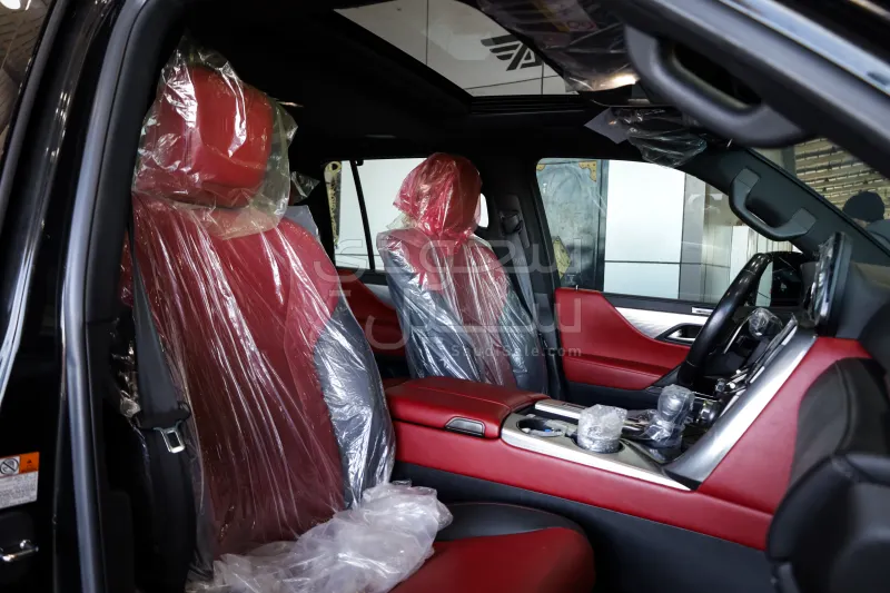 2024 لكزس إل إكس 600 إف