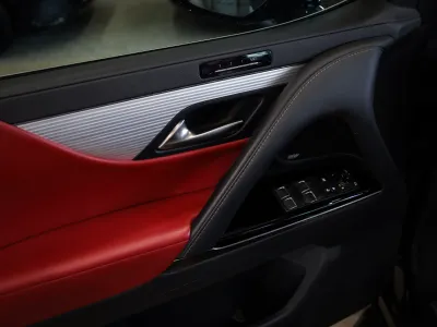 2024 لكزس إل إكس 600 إف