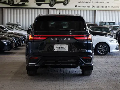 2024 لكزس إل إكس 600 إف