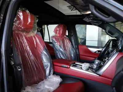 2024 لكزس إل إكس 600 إف