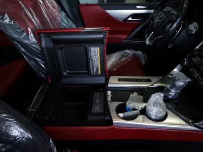 2024 لكزس إل إكس 600 إف