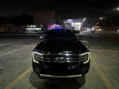 2025 فورد ايفرست اكس ال تي