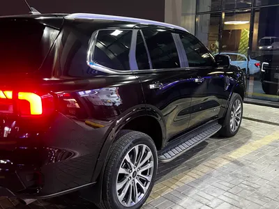 2025 فورد ايفرست اكس ال تي