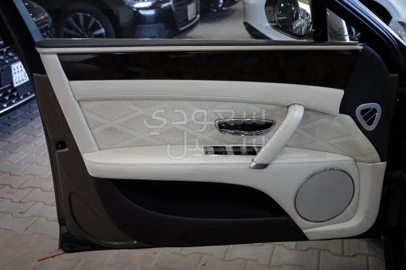 2014 بنتلي كونتيننتل فلاينج سبير