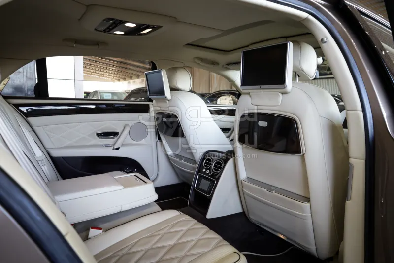 2014 بنتلي كونتيننتل فلاينج سبير