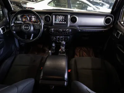 2021 جييب رانجلر سبورت