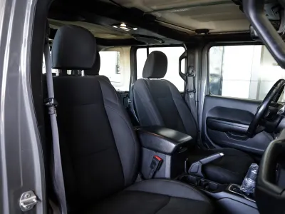 2021 جييب رانجلر سبورت