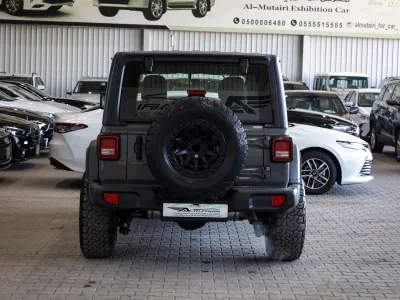 2021 جييب رانجلر سبورت