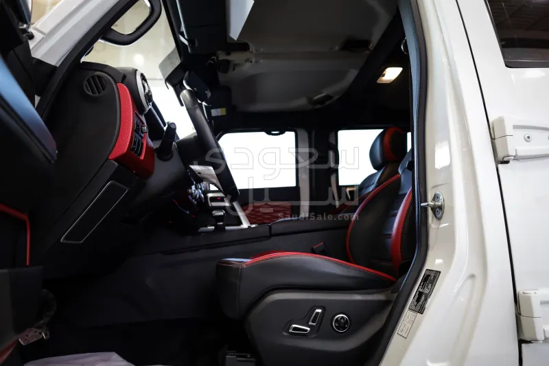 2023 بايك بي جاي 40 اس