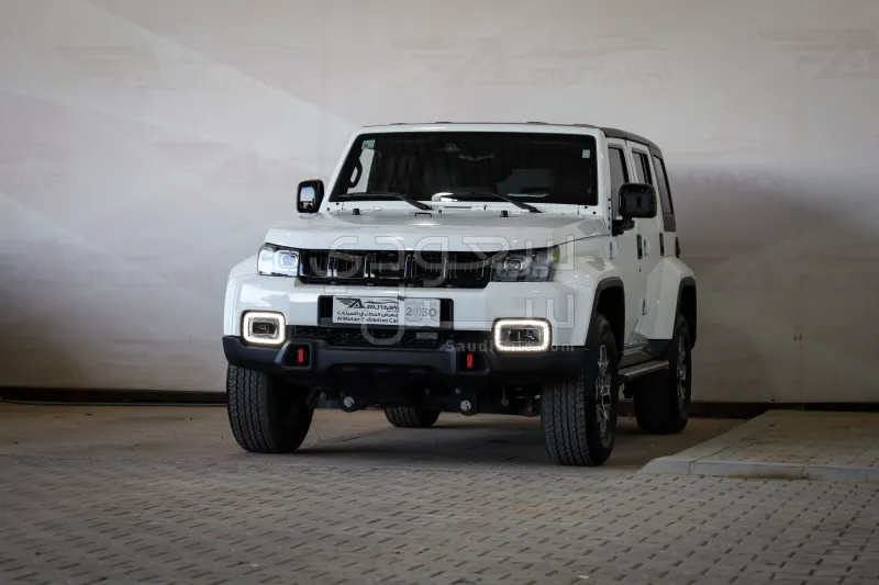 2023 بايك بي جاي 40 اس