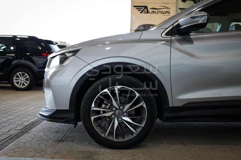 2020 جيلي كولراي