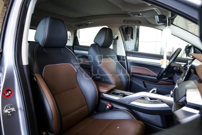 2020 جيلي كولراي