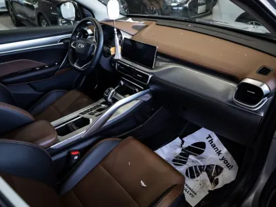 2020 جيلي كولراي