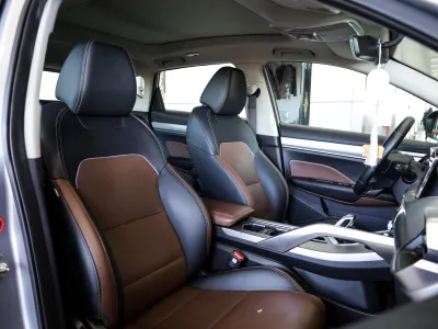 2020 جيلي كولراي