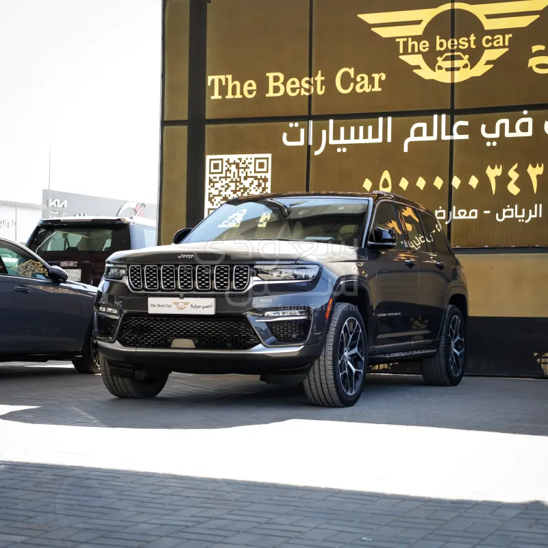 2023 جييب جراند شيروكي ساميت