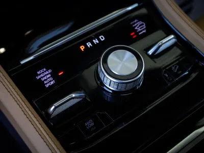 2023 جييب جراند شيروكي ساميت