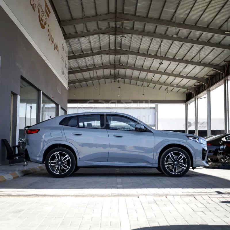 2026 بي ام دبليو الفئة اكس 2