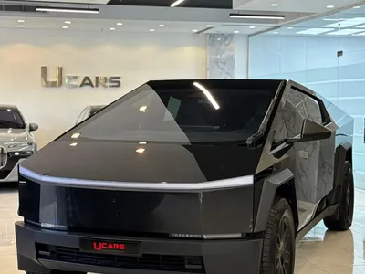 2025 تيسلا سايبر تراك