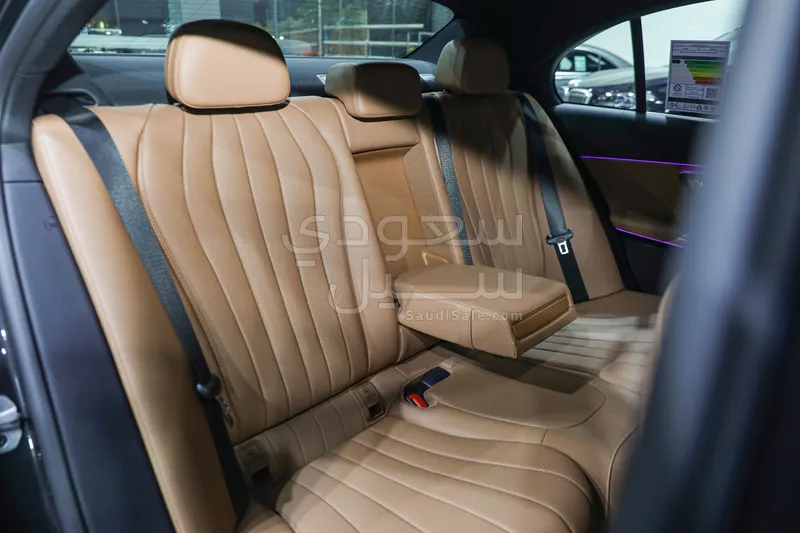 2026 مرسيدس - بنز إي 200