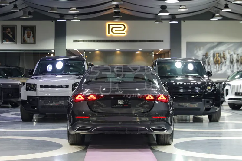 2026 مرسيدس - بنز إي 200