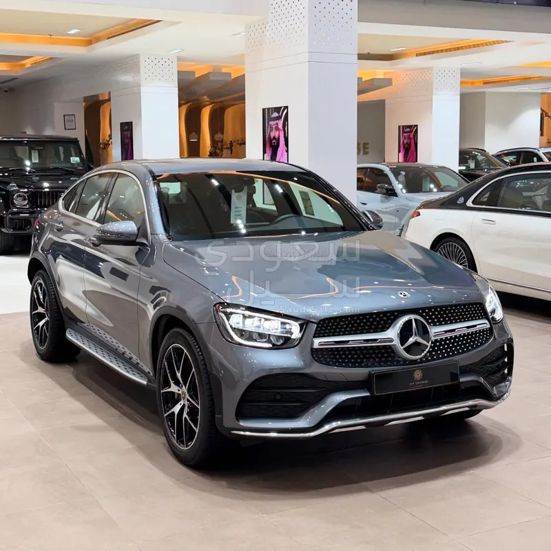 2023 مرسيدس - بنز جي إل سي 200