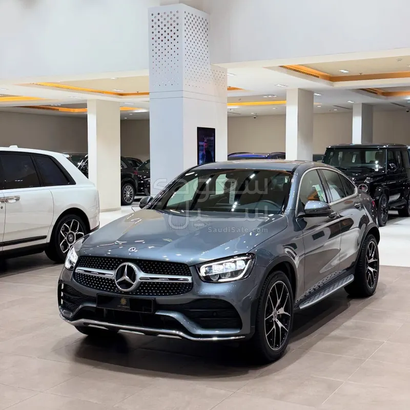 2023 مرسيدس - بنز جي إل سي 200