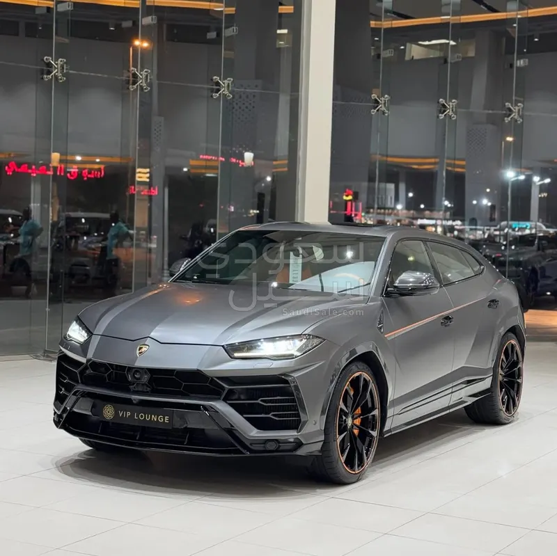 2021 لمبرجيني اوروس