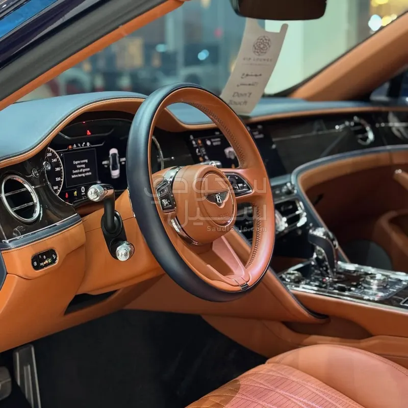 2022 بنتلي كونتيننتل فلاينج سبير